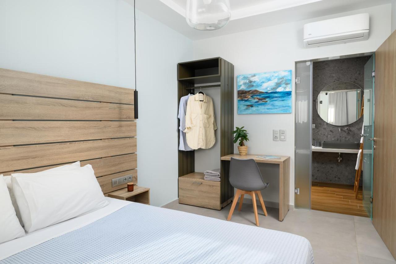 Anasa Luxury Kokkini Hani