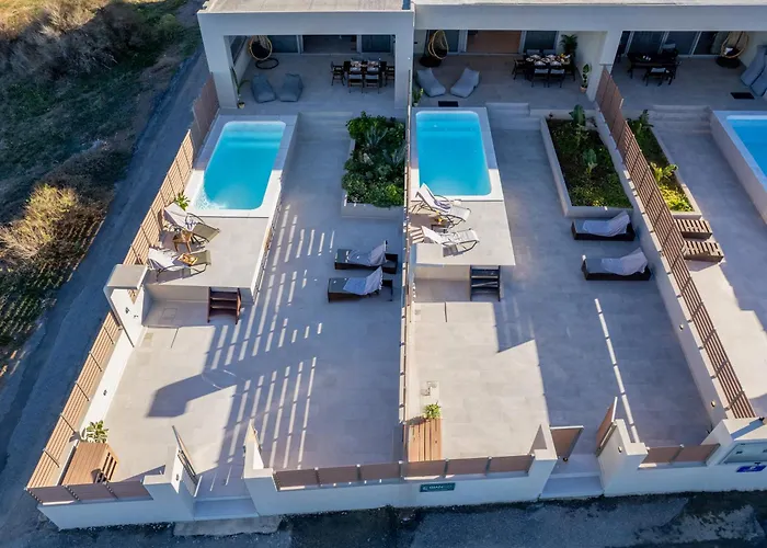 Anasa Luxury Villas