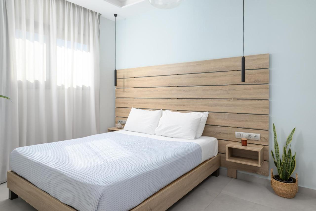 Anasa Luxury * Kokkini Hani