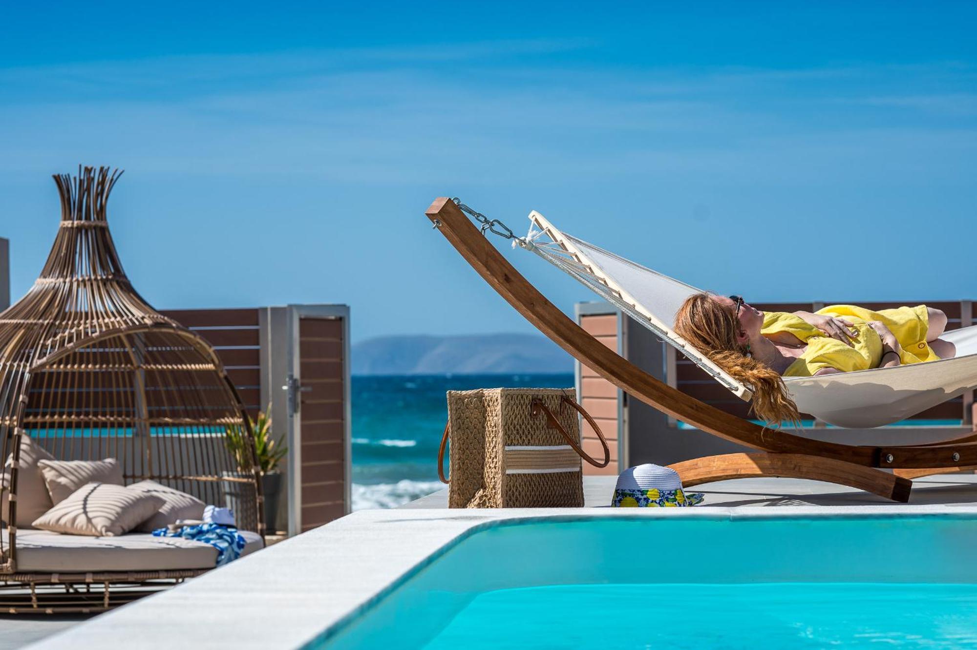 Anasa Luxury * Kokkini Hani